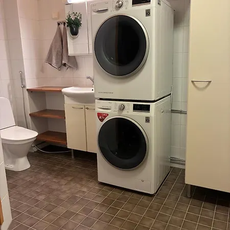 A Peaceful Three-room Near Pyhaejaervi Tampere