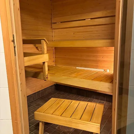 A Peaceful Three-room Near Pyhaejaervi * Tampere